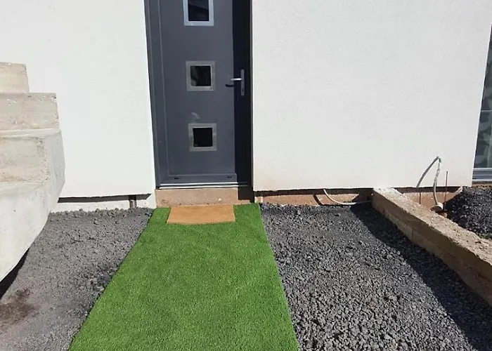 Cozy And Chic Apartmán